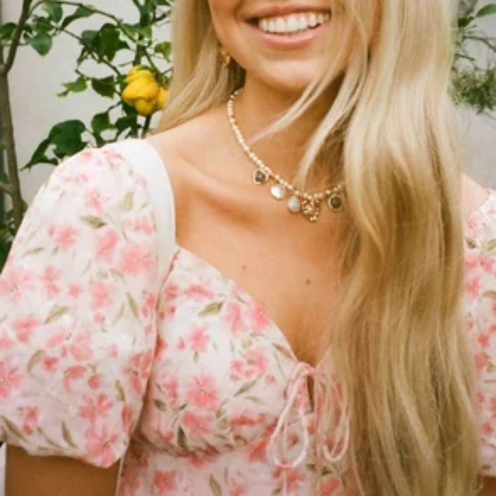 Lulu's Pink Floral Blouse with Puff Sleeves
